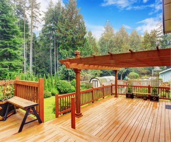 Benefits of Custom Deck Building