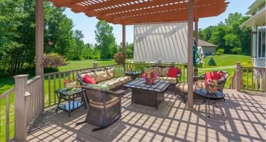 PVC (Polyvinyl Chloride) Decking